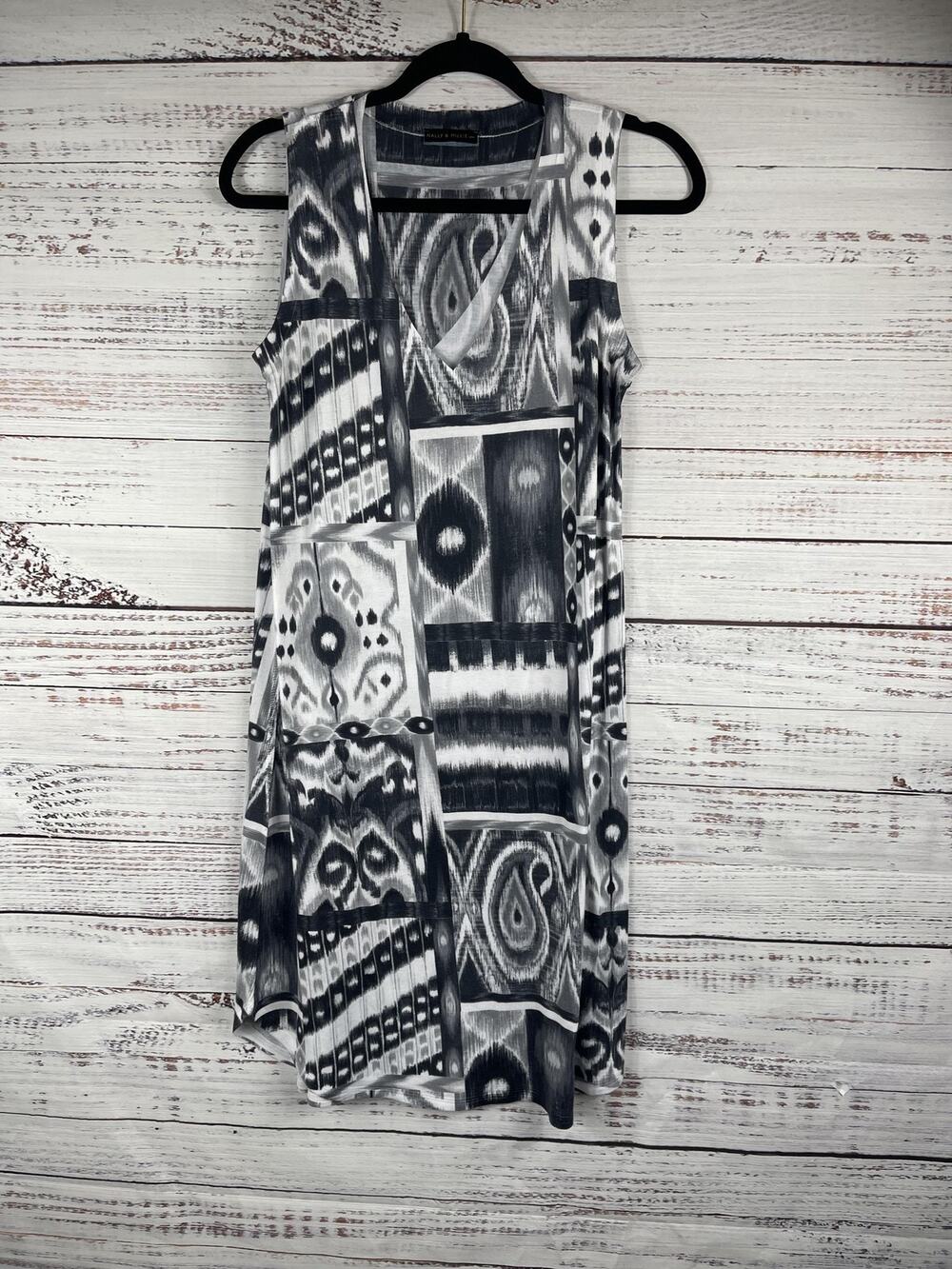 Nally & Millie Dress Women's Size XS Sleeveless Ikat Print Layered Made in USA